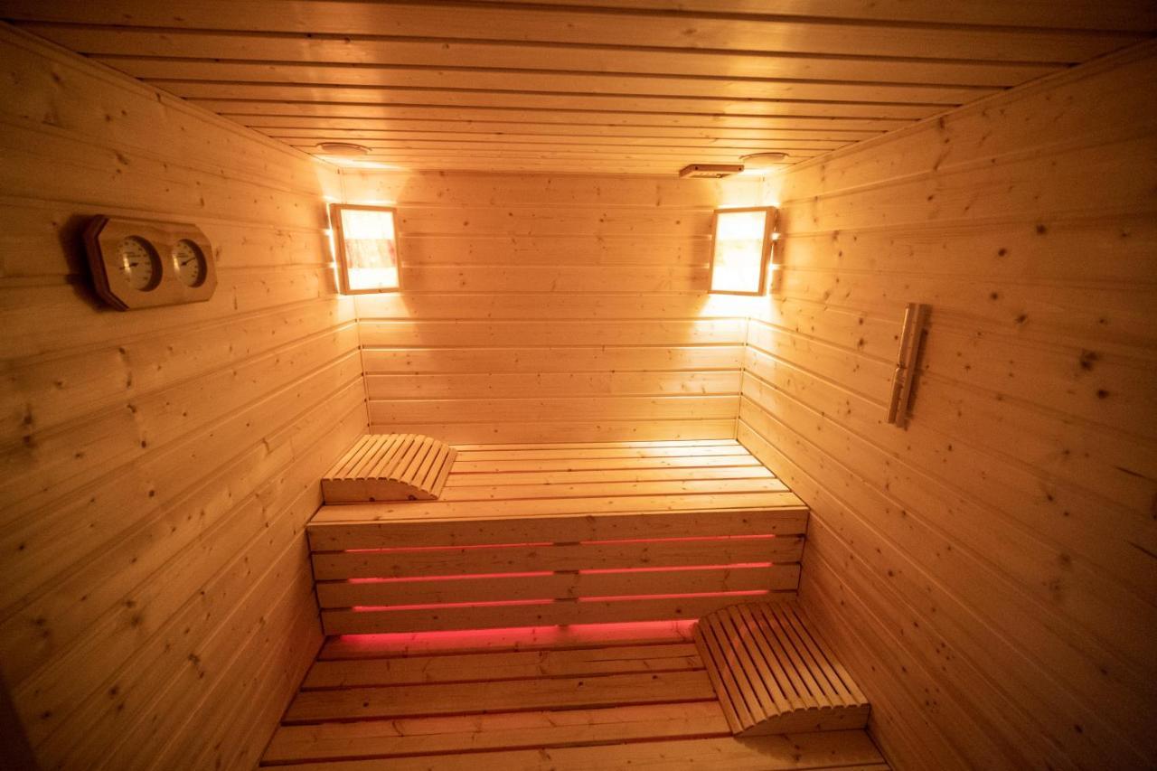 Dom Na Wzgorzu Z Widokiem Na Jezioro Z Balia I Sauna Lipnica  ภายนอก รูปภาพ